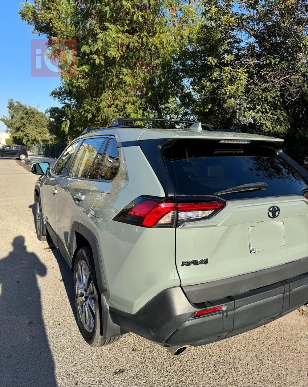 تۆیۆتا ڕاڤ 4